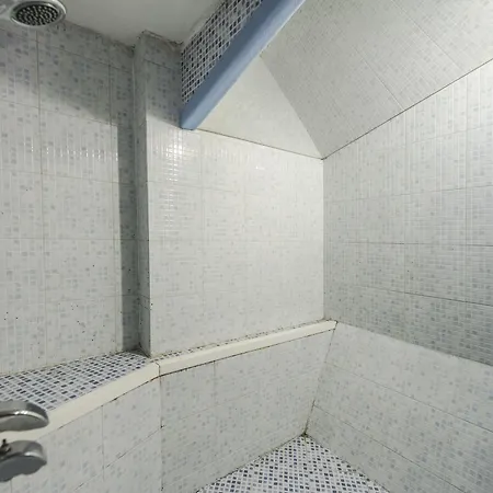 A San Pietro Bed 2* רומא